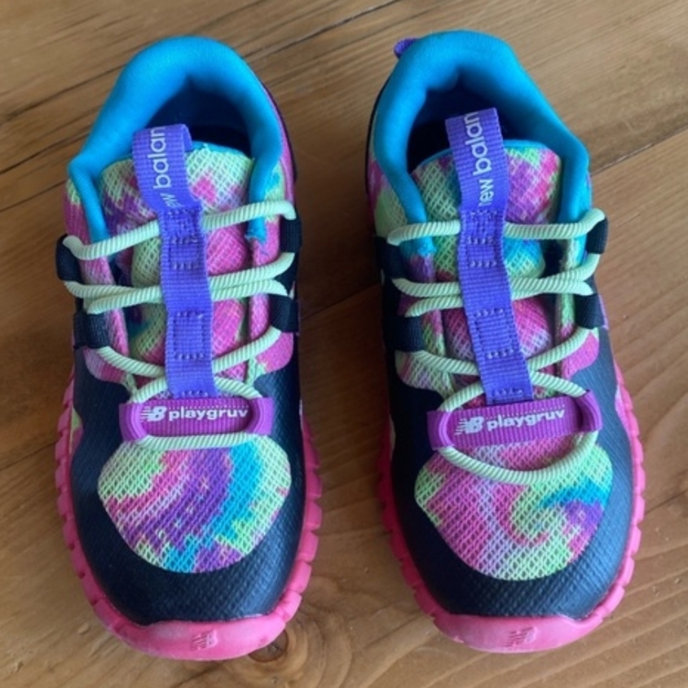 New Balance playgruv sneakers; EUC, worn only a handful of times.
